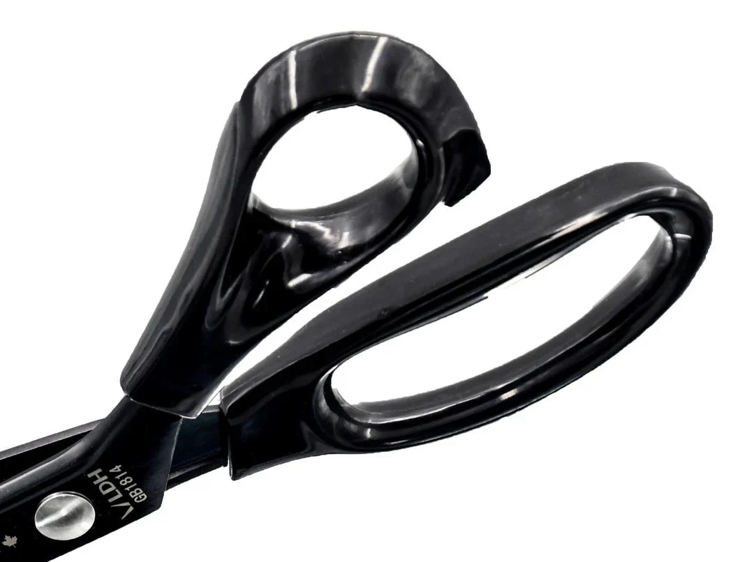 9" Lightweight Pinking Shears - LDH Scissors - Image 3