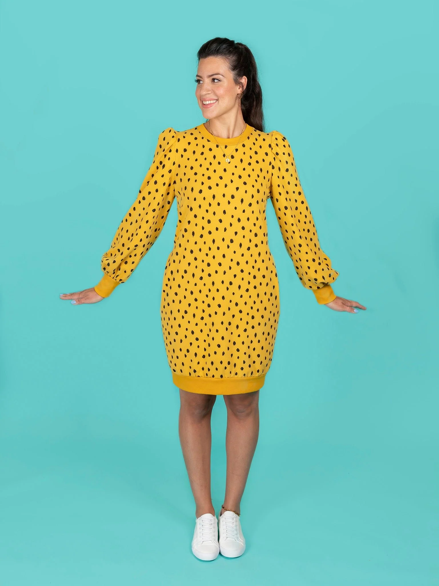 Billie Sweatshirt / Dress Pattern - Tilly And The Buttons - Image 14