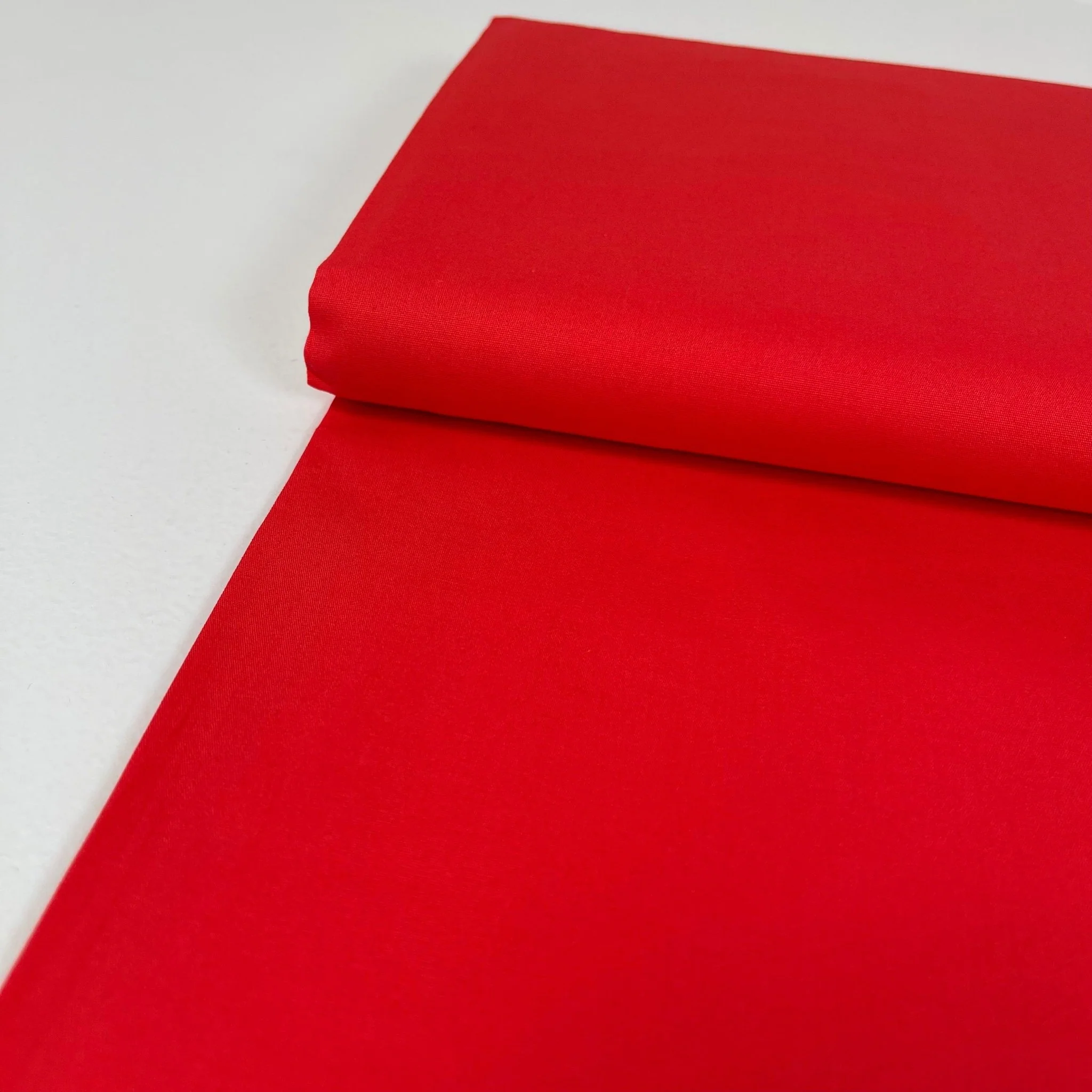 Chili Col. 4 - Simplifi Fabric - Organic Cotton Solid Poplin