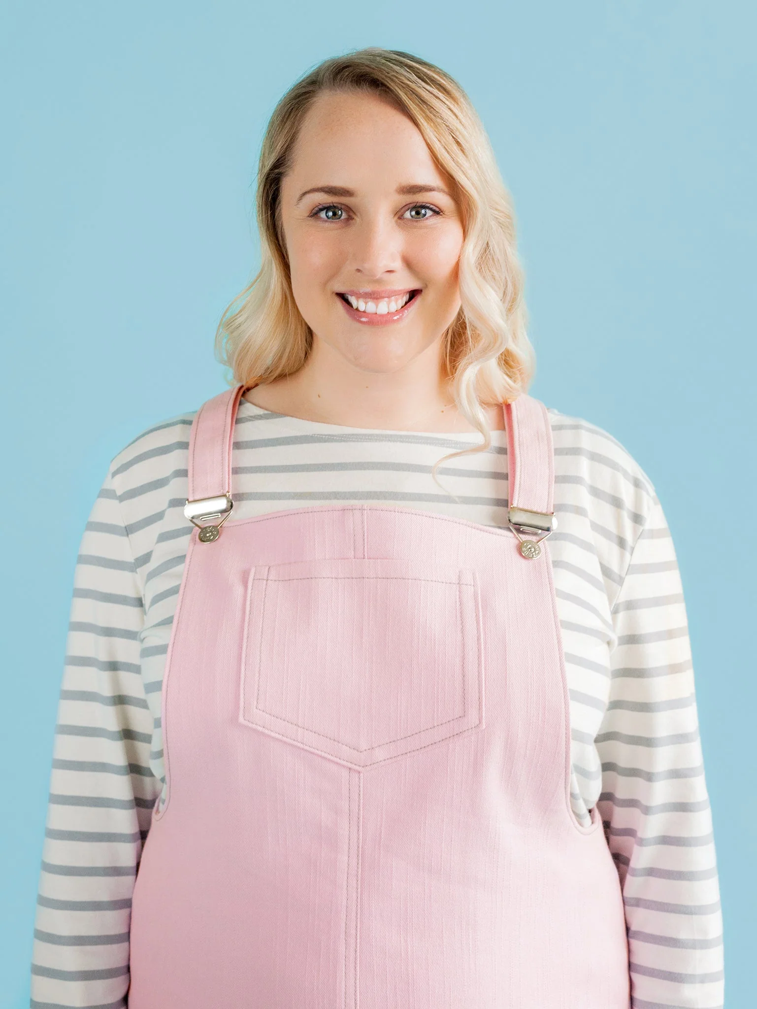 Cleo Dungaree Dress Pattern - Tilly And The Buttons - Image 3