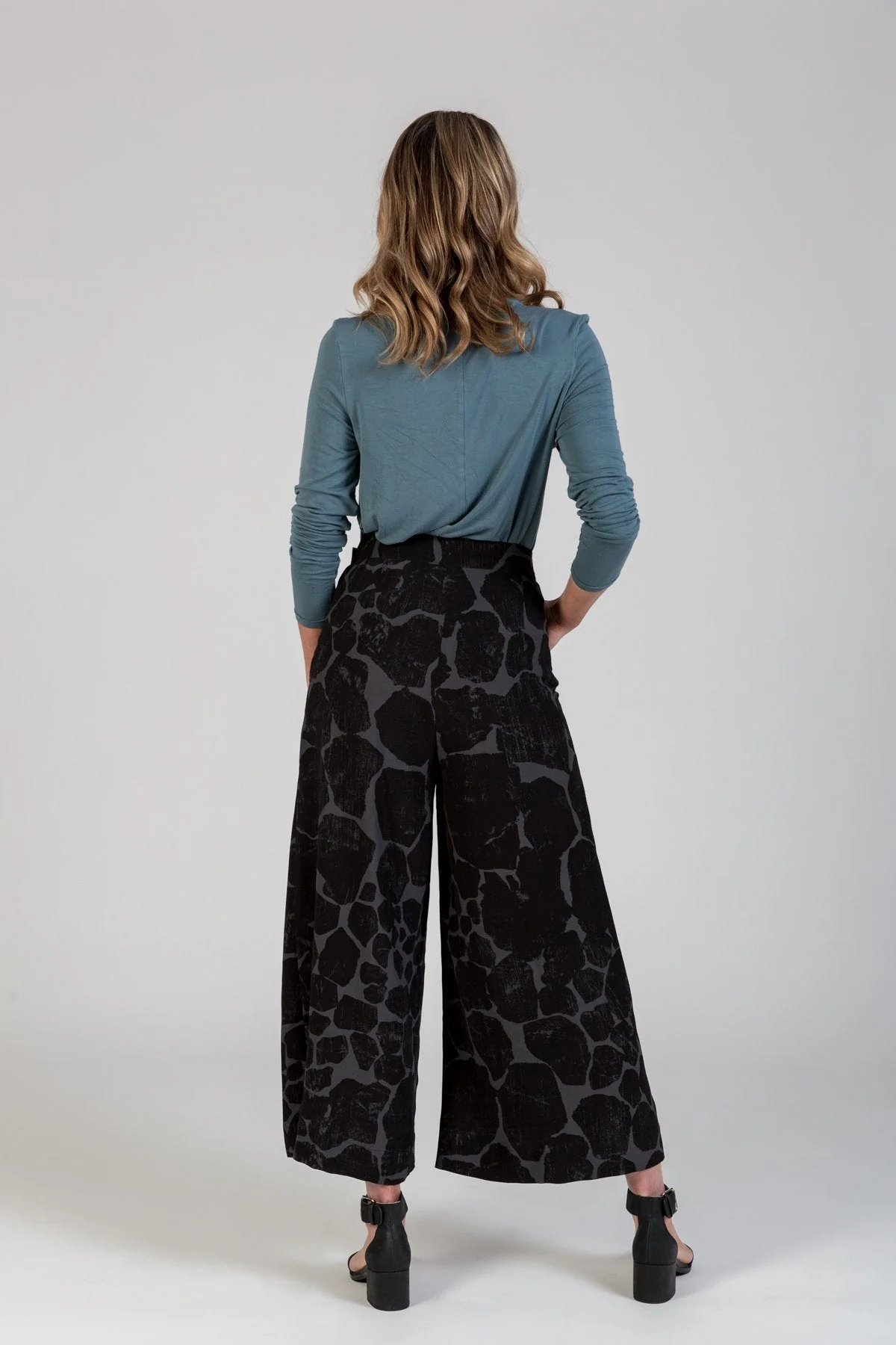 Flint Pants & Shorts - Megan Nielsen Patterns - Sewing Pattern - Image 17
