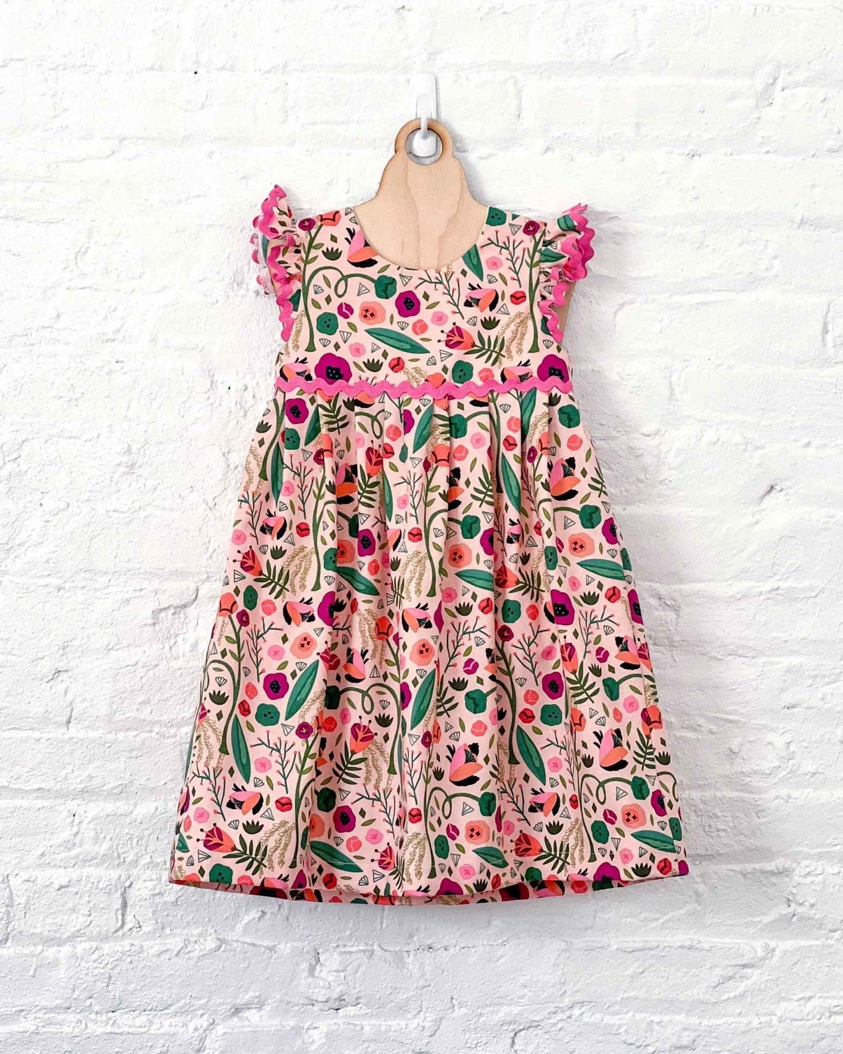 Floating Flora - Spring Riviere - Kate Merritt - Cloud 9 Fabrics - Poplin - Image 9