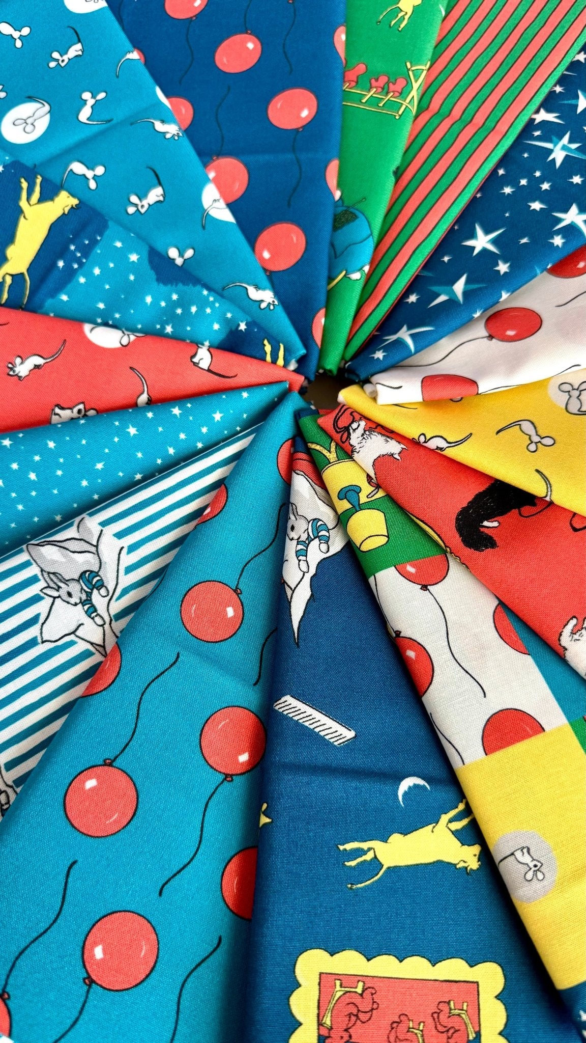GNM Little Stars - Goodnight Moon - Margaret Wise Brown - Cloud 9 Fabrics - Poplin - Image 4