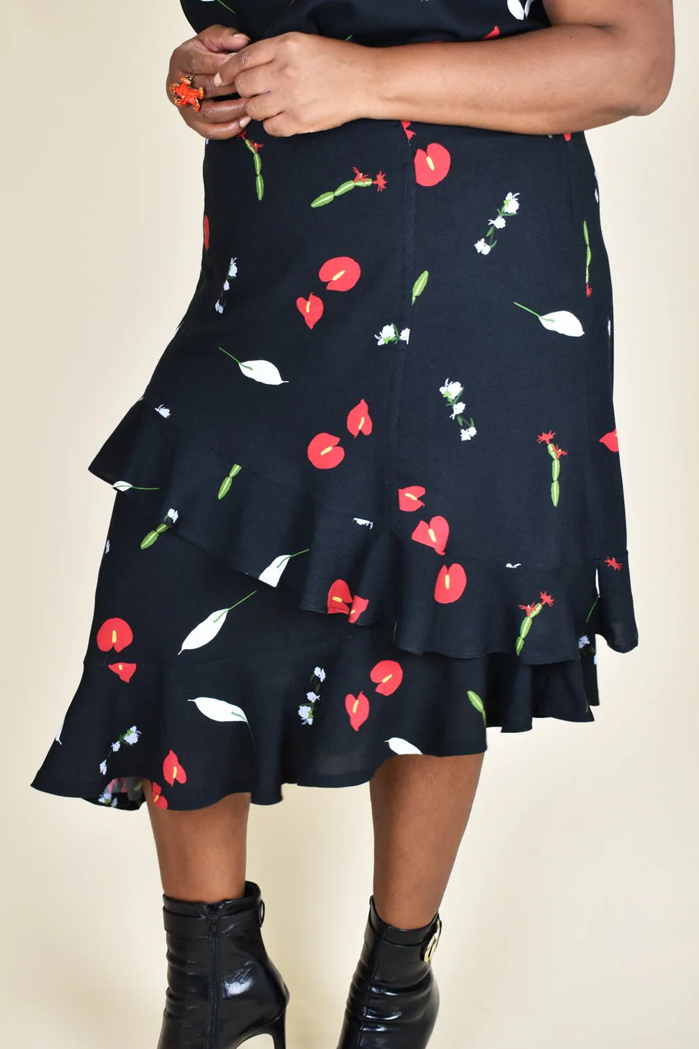 Gone Rogue Skirt Paper Sewing Pattern - Izzie - Image 28