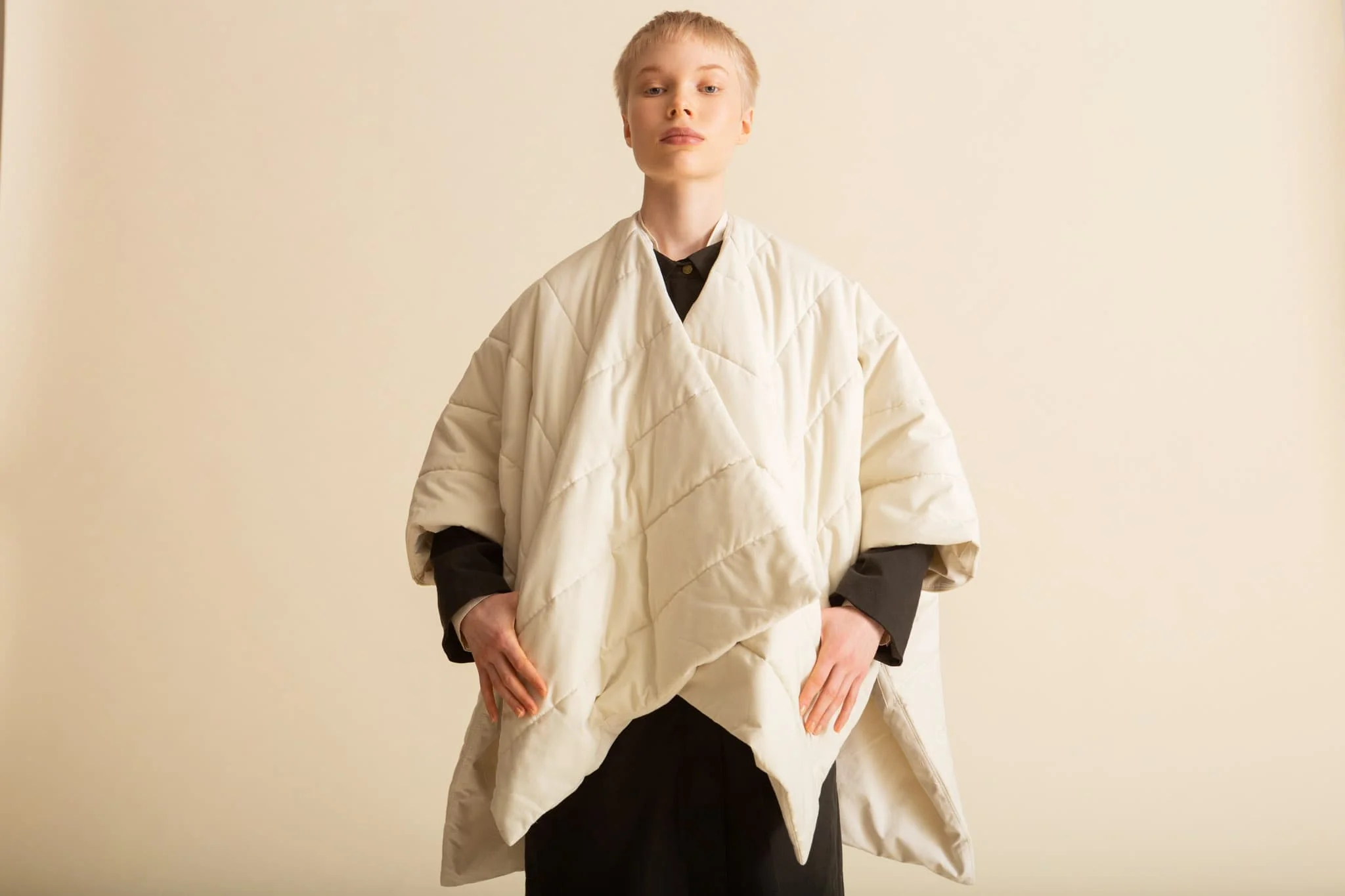 HUG Cape by Mila Moises PDF Sewing Pattern - TAUKO