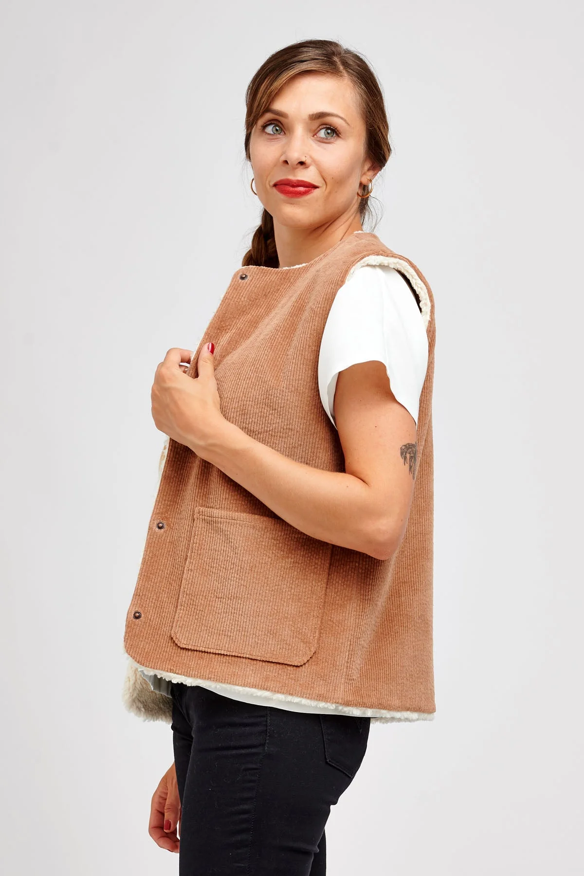 I am HATHOR - Timeless Vest Pattern -  I AM PATTERNS - Image 2