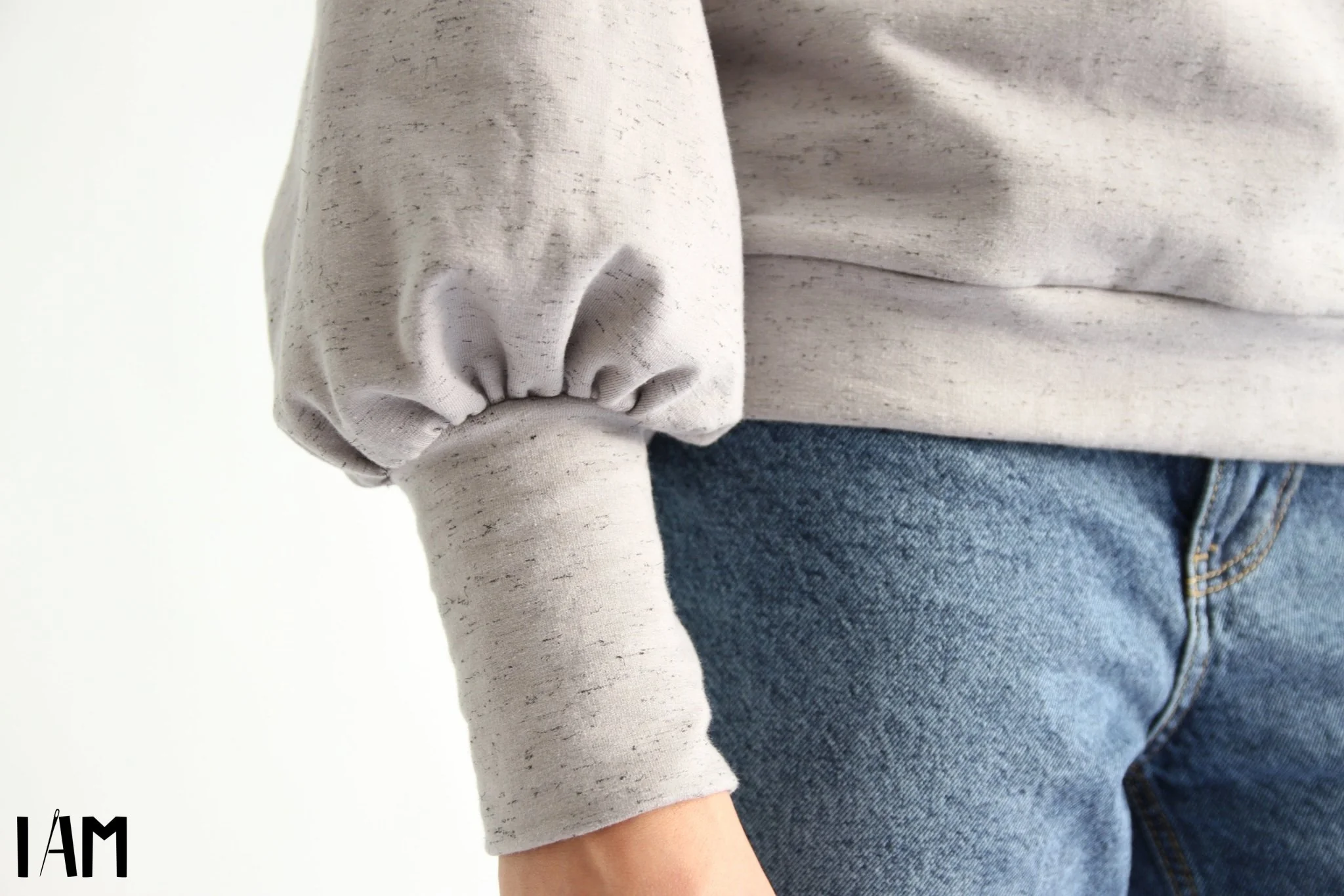 I am ZEBRE - Butterfly Sleeve Sweatshirt Pattern -  I AM PATTERNS - Image 2