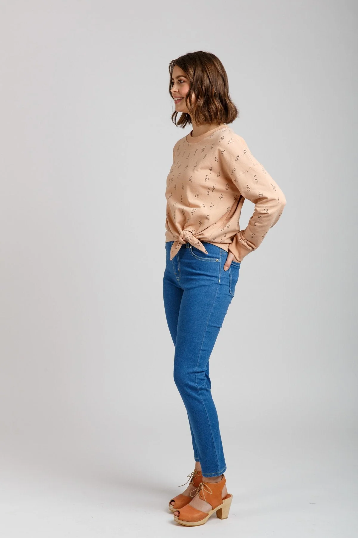 Jarrah Sweater - Megan Nielsen Patterns - Sewing Pattern - Image 2