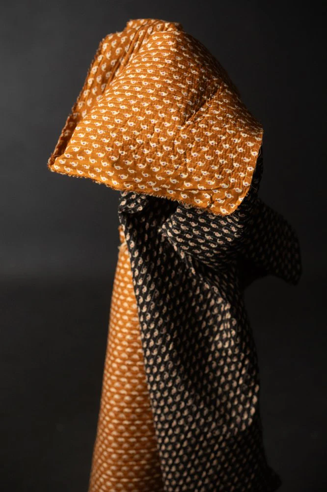 Kali Black/Ochre Quilt Indian Cotton - Merchant & Mills