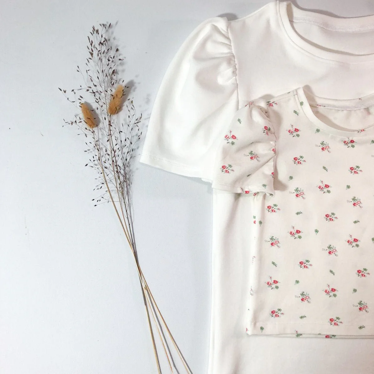 Lobelia Mum Tee-Shirt Sewing Pattern - Ladies 32/52 - Ikatee - Image 9