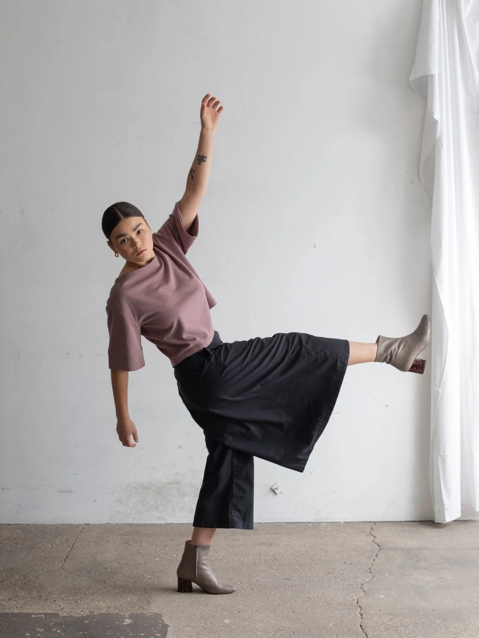 LUCE Trousers by Kaisa Rissanen PDF Sewing Pattern - TAUKO - Image 2