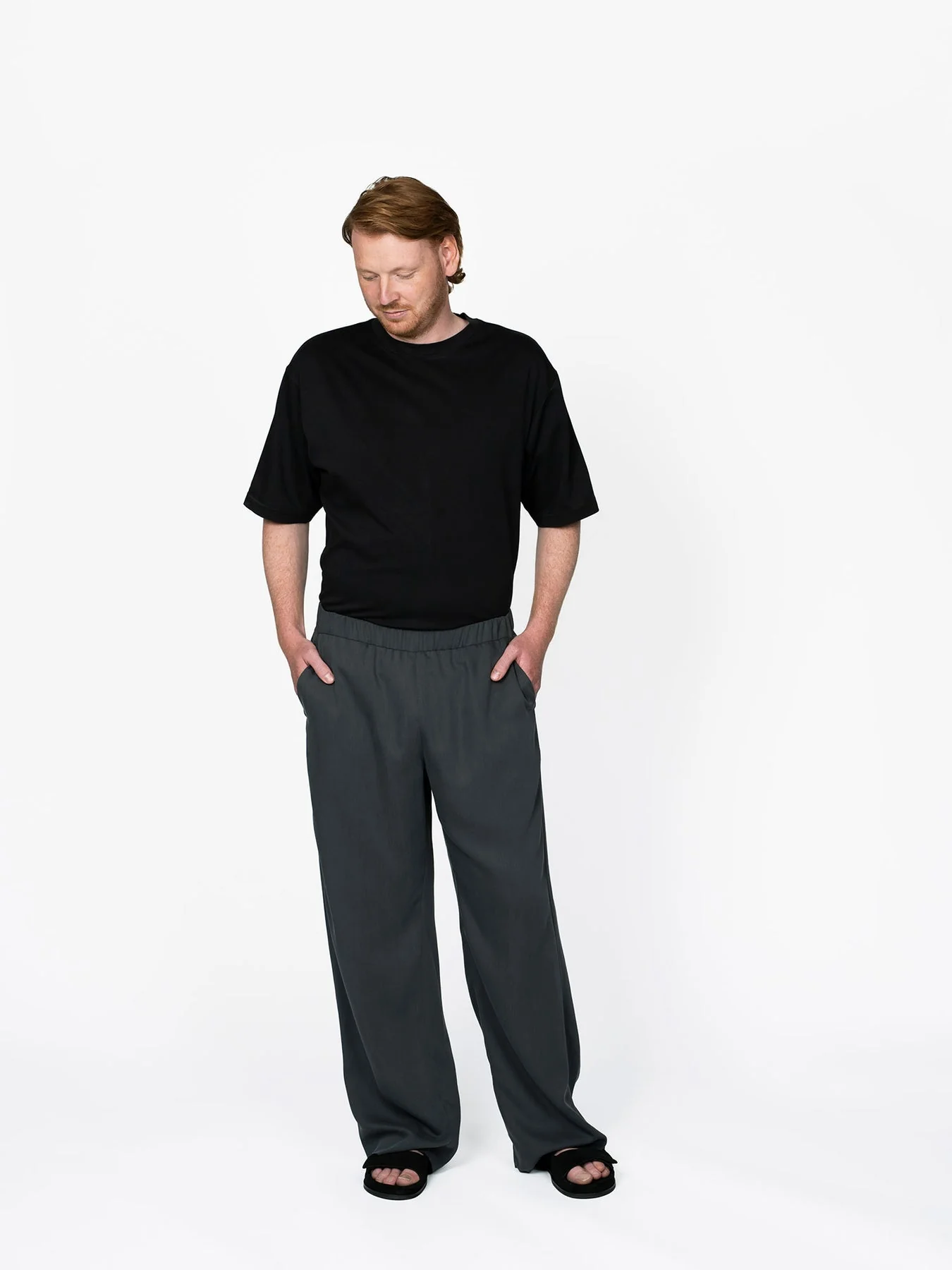 Pull On Trousers (Mens & Womens) Pattern - The Assembly Line - Image 4
