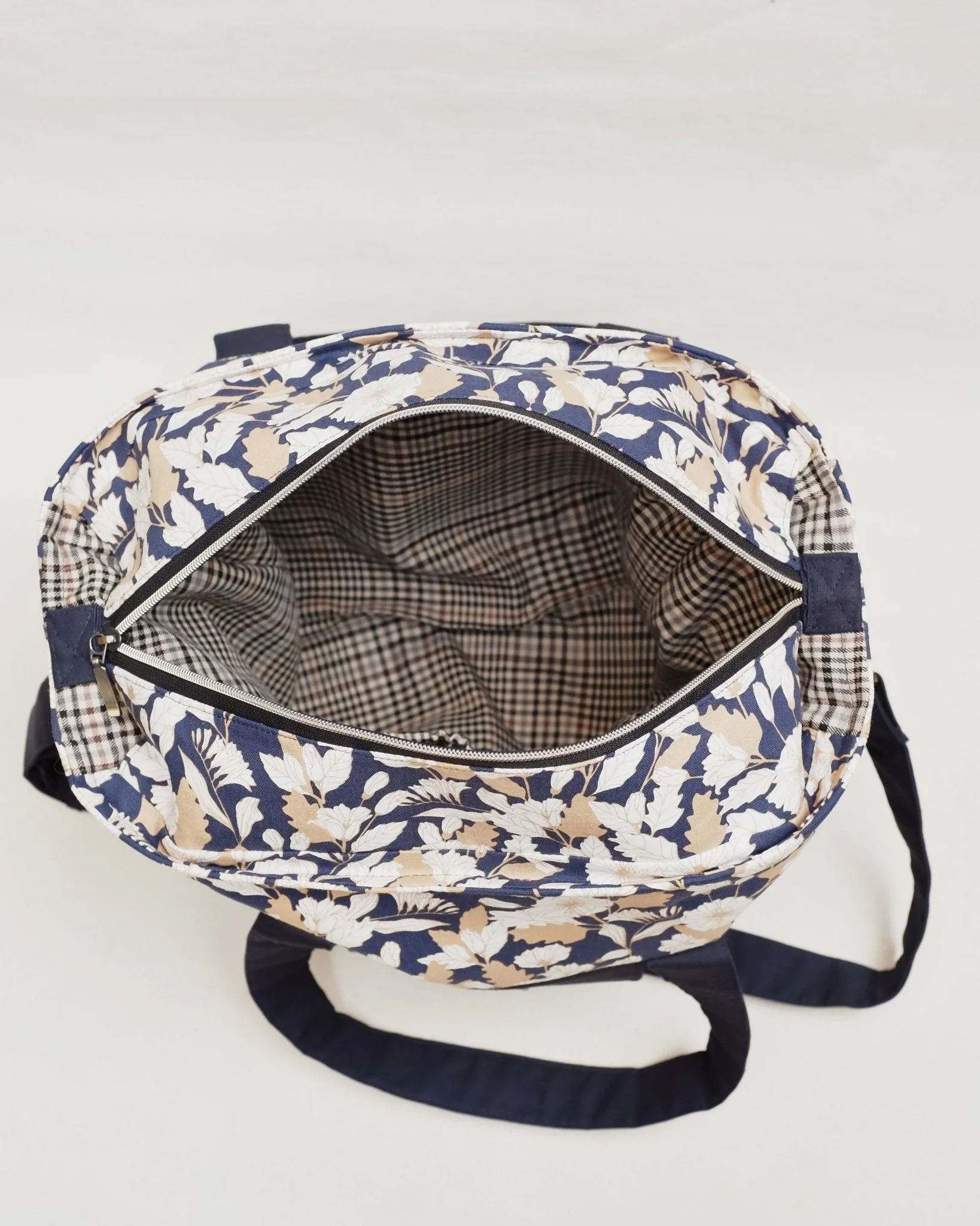 Qualicum Bag PDF Sewing Pattern - Thread Theory - Image 13