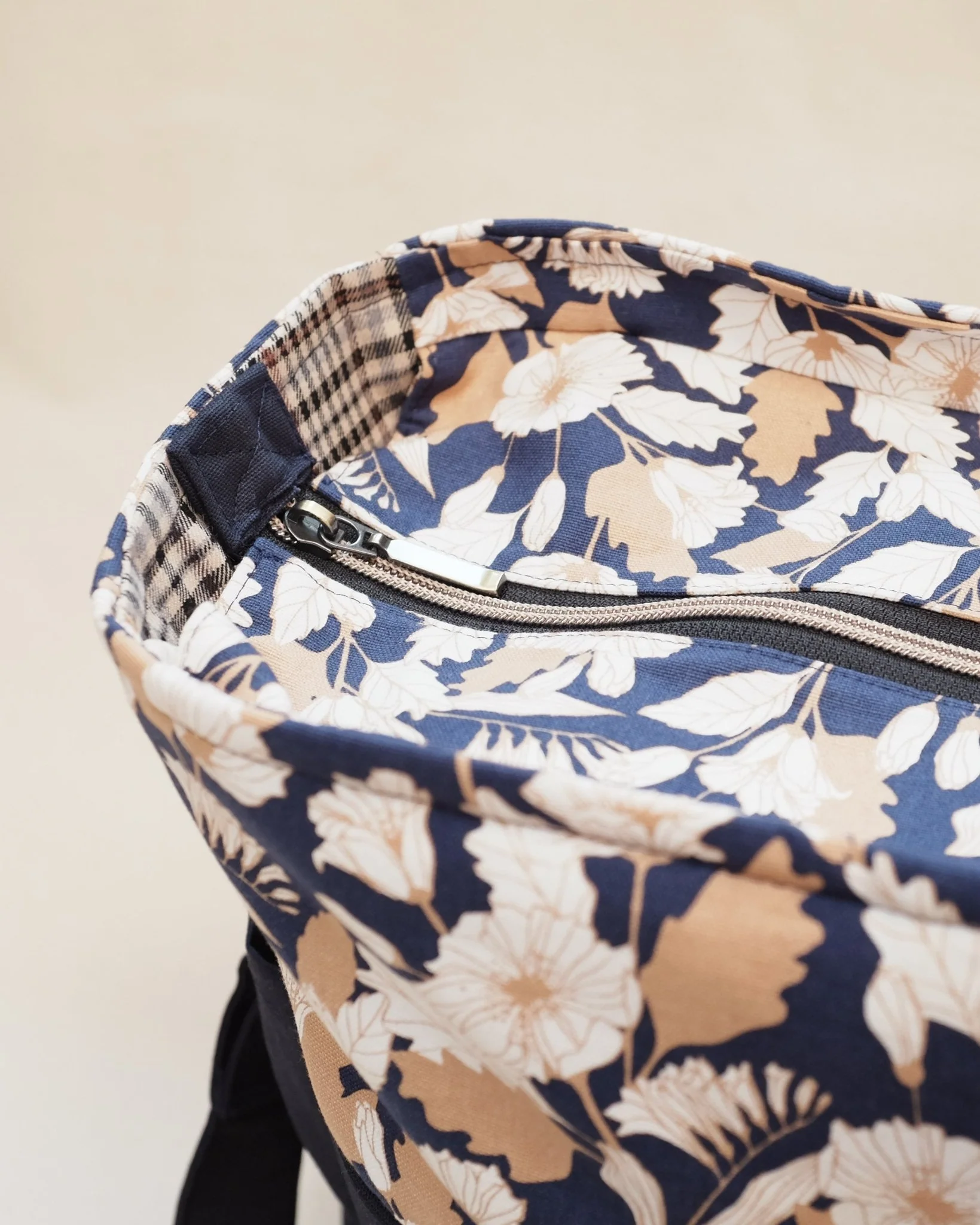 Qualicum Bag PDF Sewing Pattern - Thread Theory - Image 5