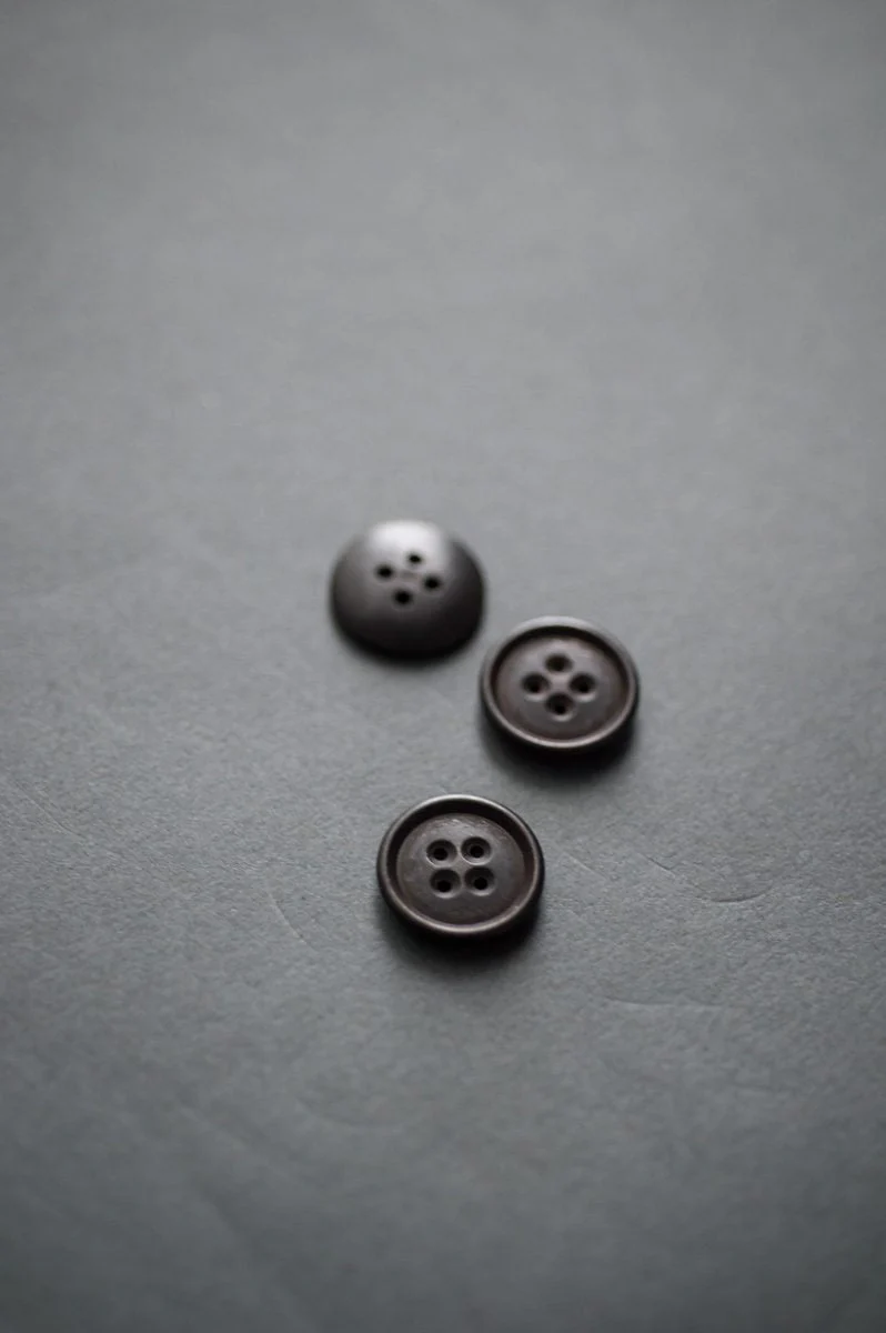 Simple - Metal Button - Merchant & Mills - 18mm, 20mm & 23mm - Image 3