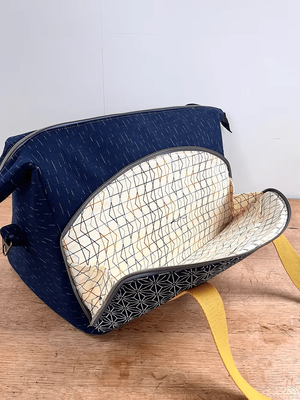 Somerley Tote Paper Pattern - Two Stitches Patterns - Image 5