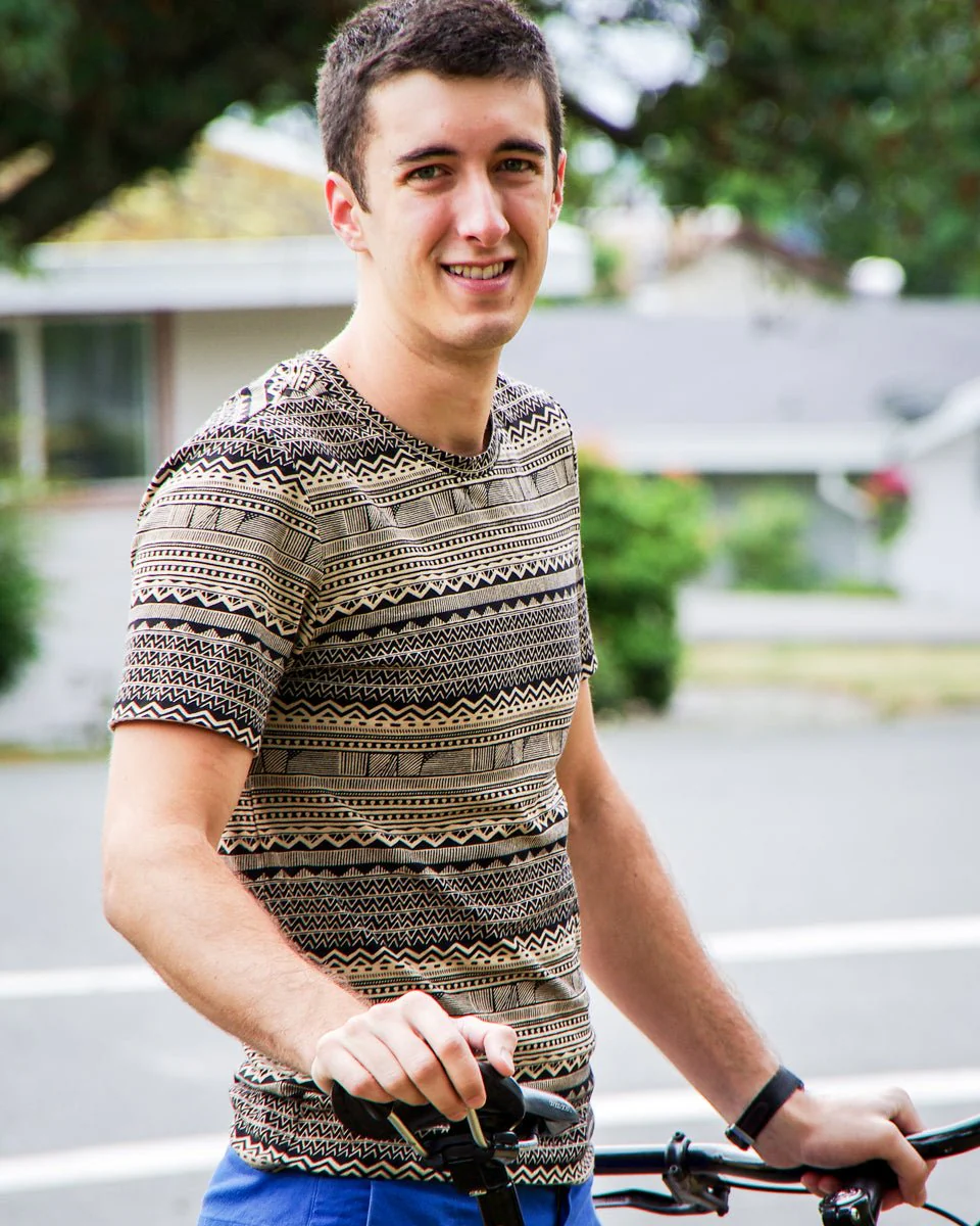 Strathcona Henley Mens PDF Sewing Pattern - Thread Theory - Image 2