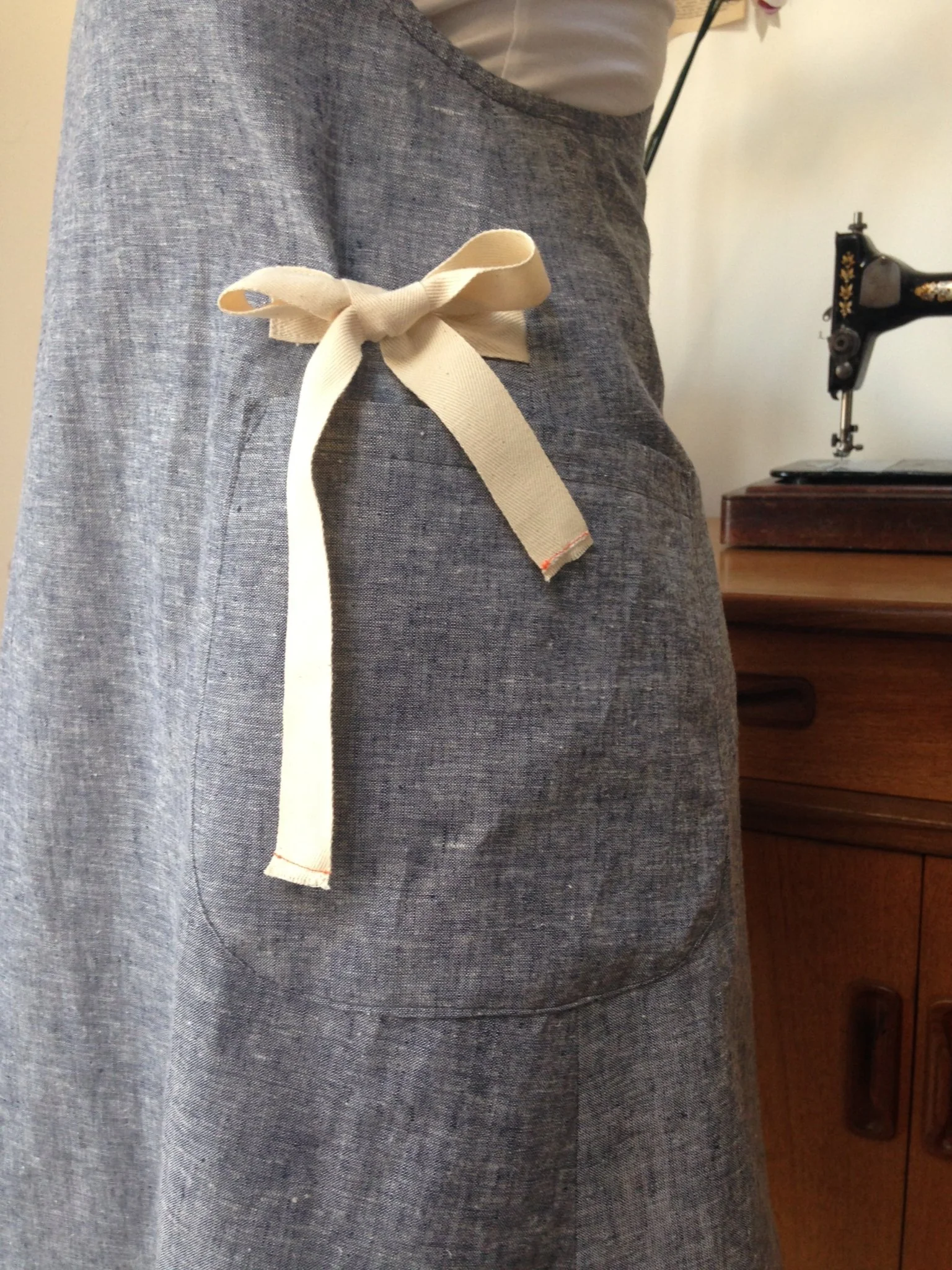 The Maria Apron Paper Sewing Pattern - Maven Sewing Patterns - Image 7