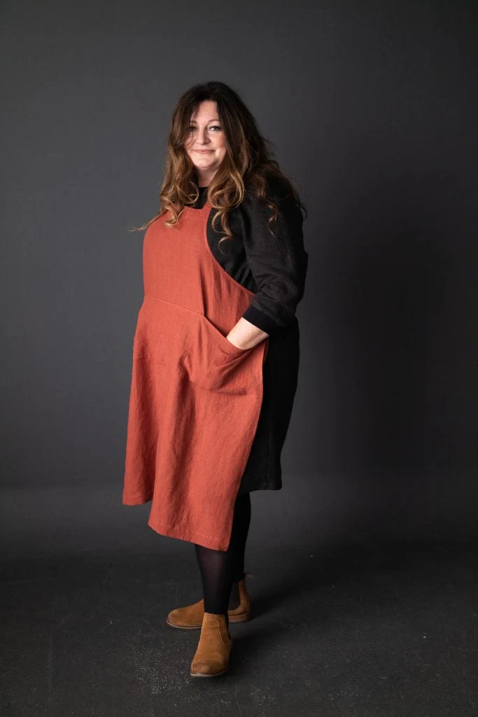 The Workaday Apron PDF Pattern - Merchant & Mills - Image 4