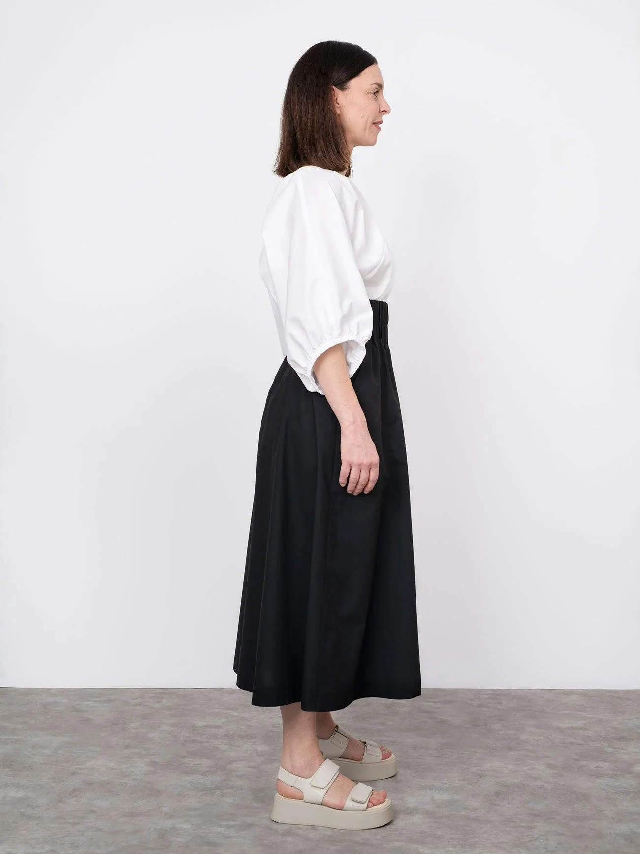 V-Neck Cuff Top Pattern - The Assembly Line - Image 5