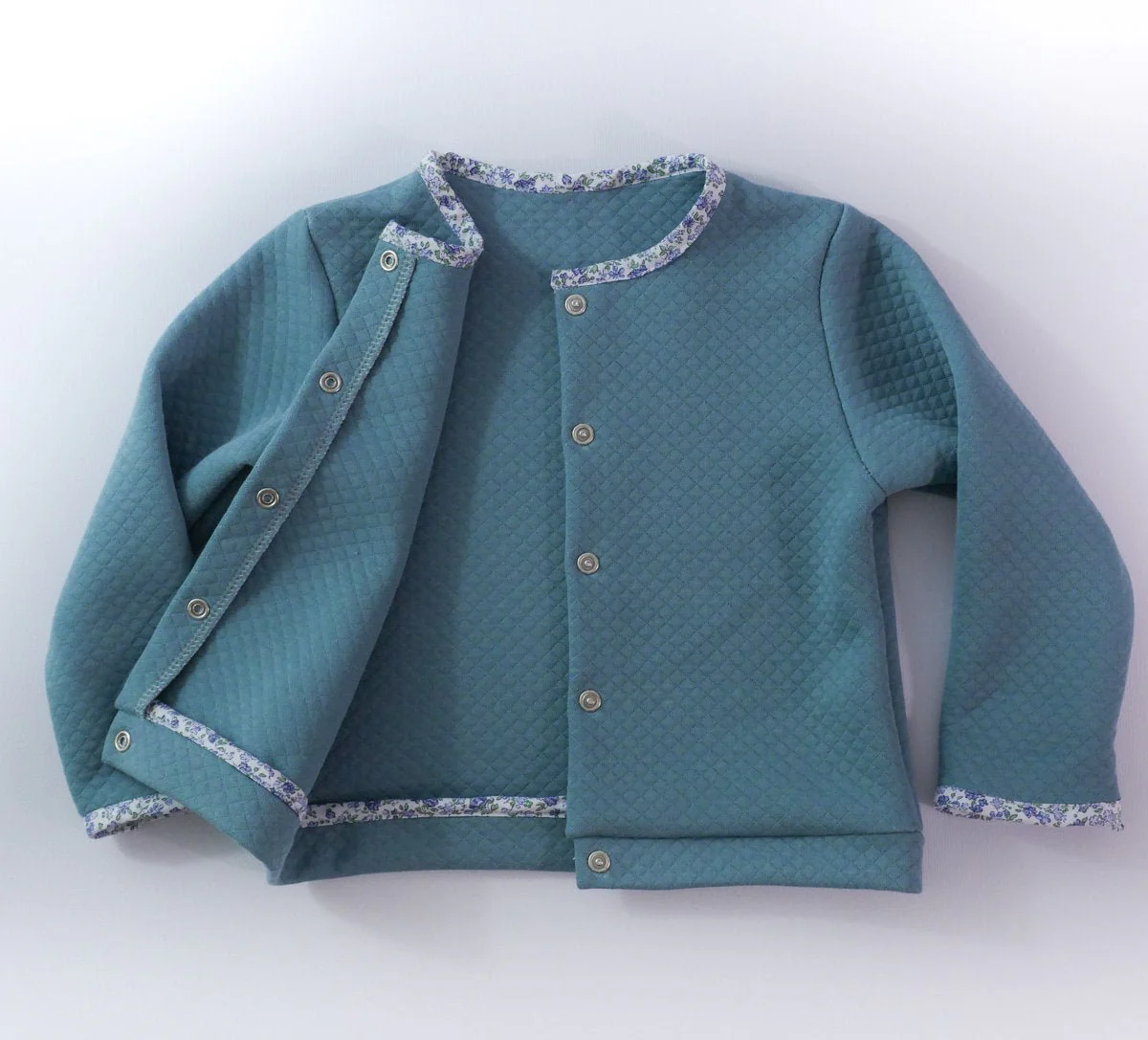 Vic Mum Cardigan Sewing Pattern - Ladies 34/46 - Ikatee - Image 15