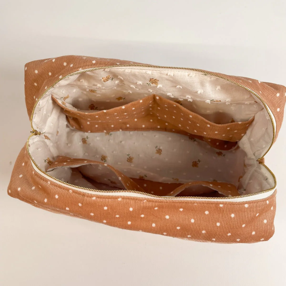 Voyage Travel Bag & Vanity Case Sewing Pattern - Ikatee - Image 9