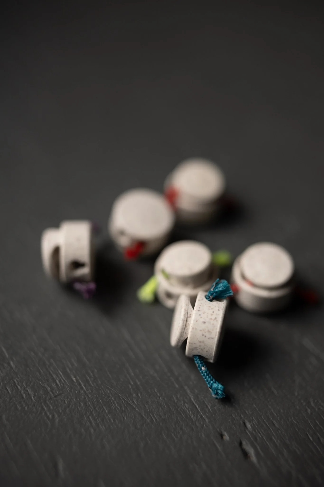 White Fizz ECO 2 Hole Cord Lock - Merchant & Mills